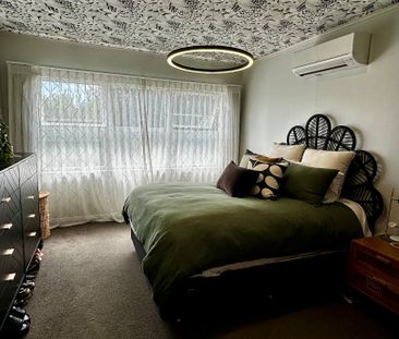 Character, charm and convenience all come together for this central... - Photo 1