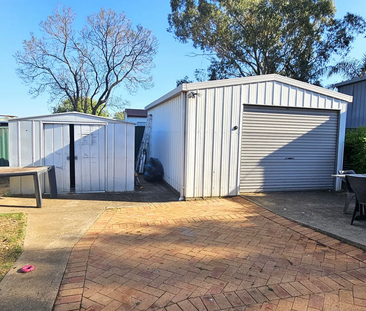 WEST TAMWORTH - 3 Bedroom Home - Photo 5