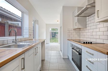 Feedhams Close, Wivenhoe - Photo 5