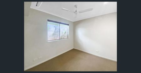 Living In Style!! - Photo 2