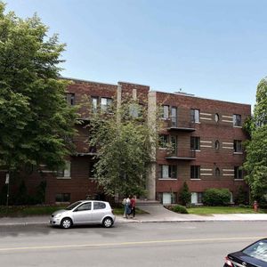 Jardins Decelles - 1 Bedroom - 5600 Avenue Decelles, Montréal - Photo 2