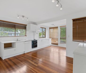 Versatile Family Home with Dual Living & Solar in Slacks Creek - Photo 5