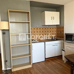 Apartment - Photo 2
