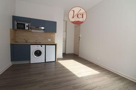 Location Appartement 3 pièces 43m² VICHY 03200 - Photo 3