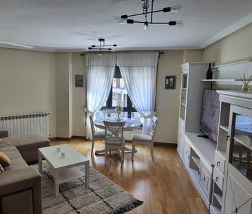 Piso de alquiler en Calle Amsterdam, 6, HUCA - La Cadellada - Photo 1