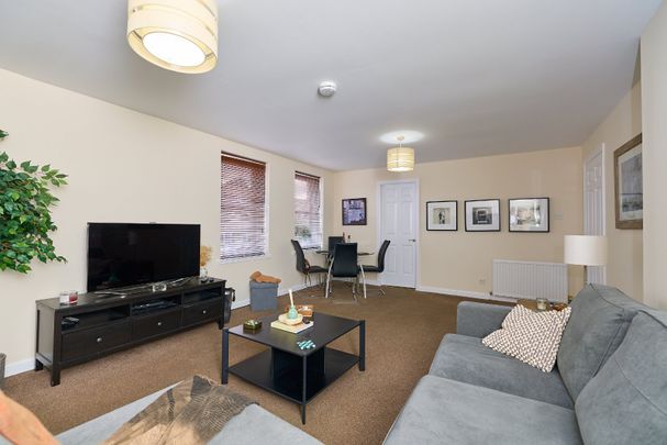 2 bedroom apartment to rent - Photo 1