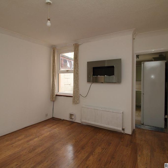 2 bedroom semi-detached house to rent - Photo 1