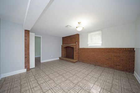 For Lease - 35 Madison Street Unit# Basement, Brampton, Ontario - Photo 4