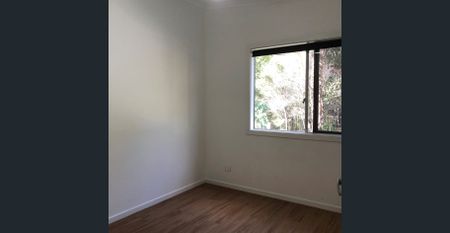 2 BEDROOM GRANNY FLAT WITH AIRCON AND SOLAR PANELS - Photo 2