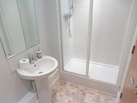 St Stephens Road, Norwich - Photo 4