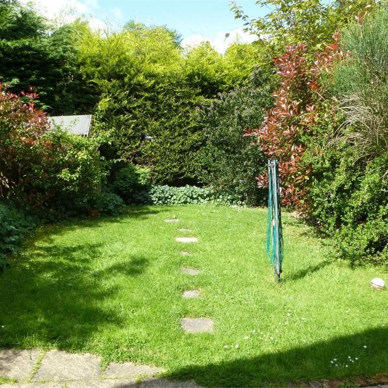3 bedroom terraced house to rent - Photo 1