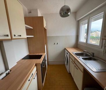 F1 de 27,55 m² avec terrasse exceptionnelle de 32 m² - Photo 3