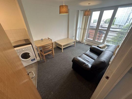 2 bedroom apartment to rent - Photo 1
