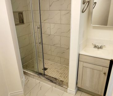 For Lease - 5044 Guildwood Way Unit# Basement, Mississauga, Ontario - Photo 4