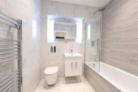 Compass House, Camberley, Surrey, GU15 - Photo 4