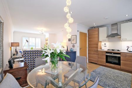 2 bedroom terraced house to rent - Photo 3