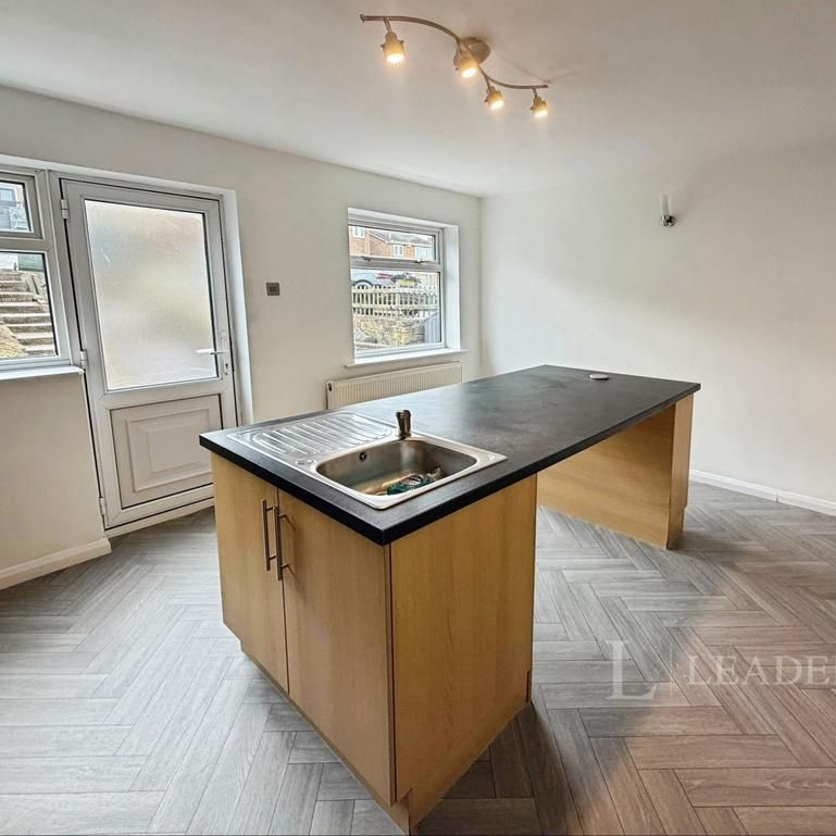 3 bedroom house to rent - Photo 1