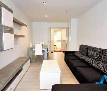 Piso de alquiler en Calle Ruiz Zorrilla, Castilla - Hermida - Photo 2