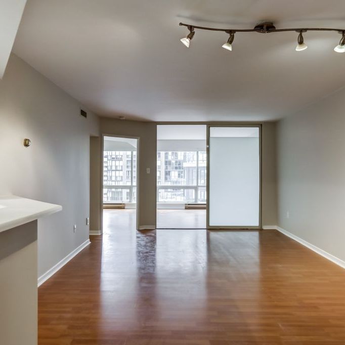 For Lease - 1001 Bay Street Unit# 811, Toronto, Ontario - Photo 1