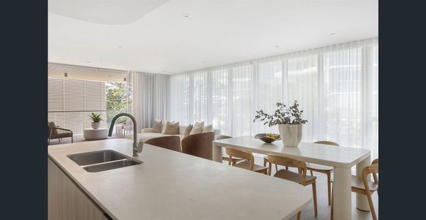 203/4 First Ave, Burleigh Heads, Qld 4220 - Photo 1