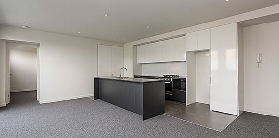 2 Bedroom Delight! - Photo 2