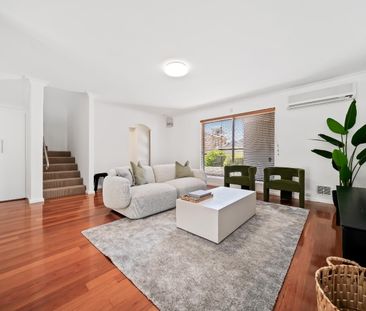 STUNNING MODERN TWO STOREY TOWNHOUSE - Photo 5