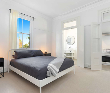 COSY, INVITING MODERN STUDIO + FREE WIFI, ELECTRICITY & GAS - Photo 4