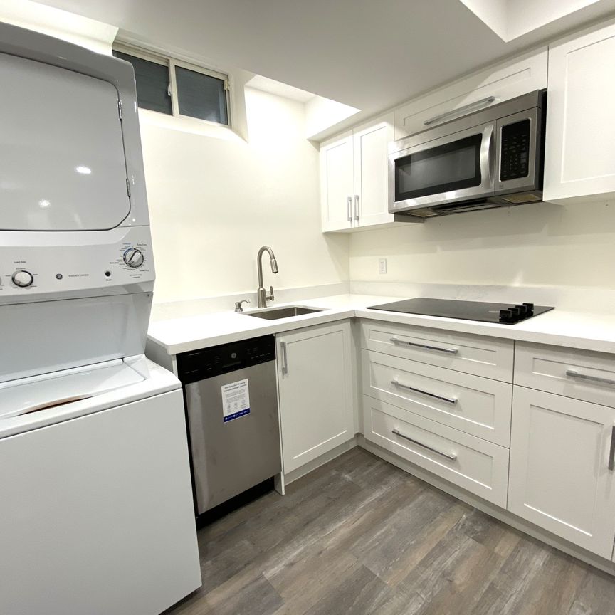 For Lease - 11 Berkshire Court Unit# Bsmt, Whitby, Ontario - Photo 1