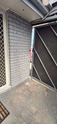 Carrum Downs - Photo 1