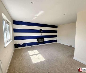 Bay View Close, Port Talbot, SA12 - Photo 2