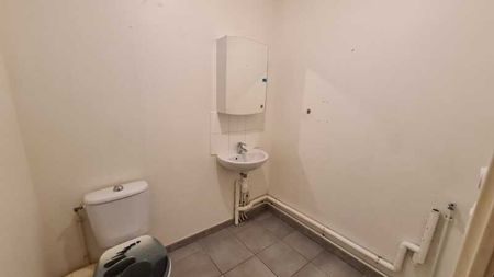 Location Maison 4 pièces 78m² ORLEANS 45000 - Photo 5