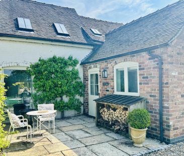 North Lane - Photo 4