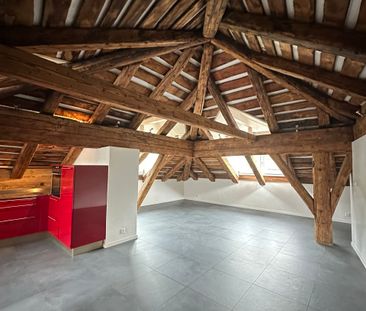 SION, magnfique 3,5 pièces aux combles - vieille ville - Photo 6