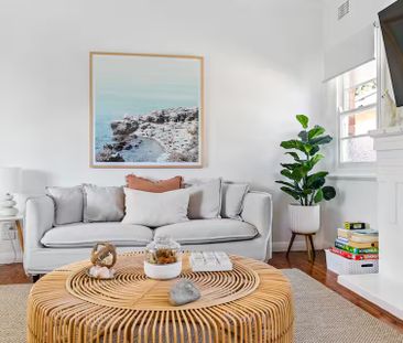 24 Tomaree Road, Shoal Bay NSW 2315 - House For Rent | Domain - Photo 1