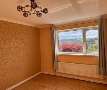4 bedroom detached house to rent - Photo 1
