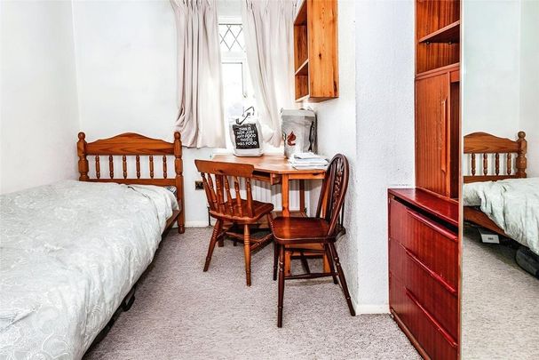 4 bedroom terraced house to rent - Photo 1