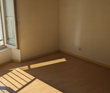 Location Maison 2 pièces 56m² BEAUVOIR SUR NIORT 79360 - Photo 3