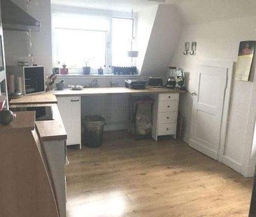 Individuelle Dachgeschoss-Wohnung mit Gartennutzung in Lüdenscheid ... - Photo 2