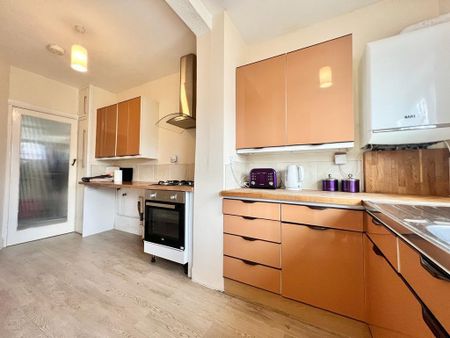 3 bedroom bungalow to rent - Photo 5