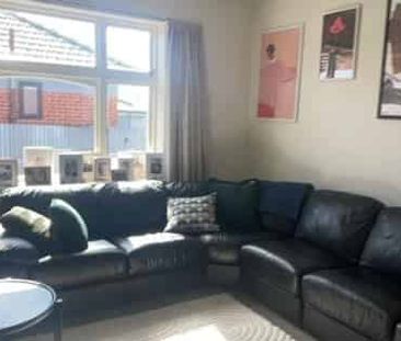 Two bedroom home in Kensington - Photo 1