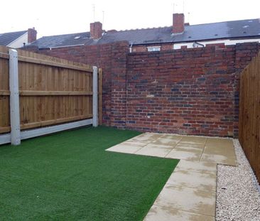 Brick Kiln Street, Quarry Bank, DY5 - Photo 2