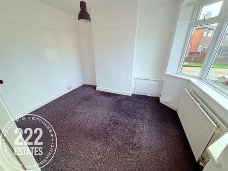 Ullswater Road - Stockport - SK1 - Photo 3