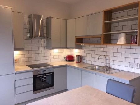 Union Grove, Top Floor, AB10 - Photo 4