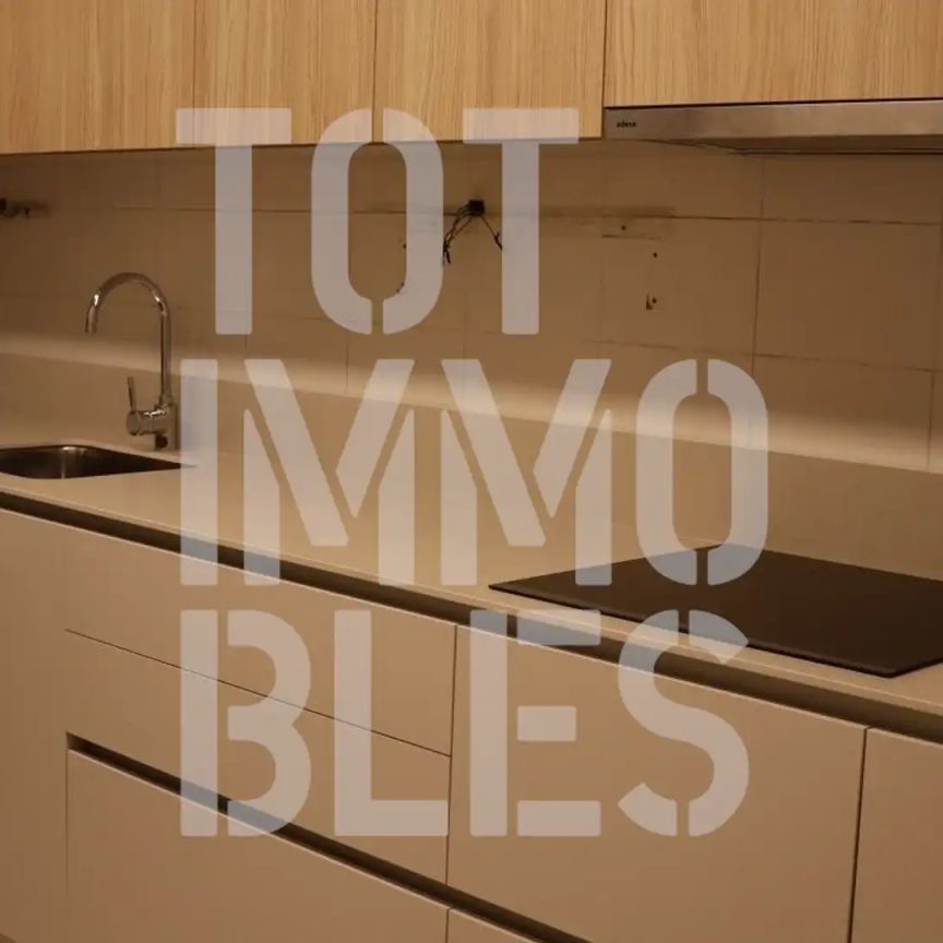 Piso de alquiler en Eixample Sud – Migdia - Photo 1