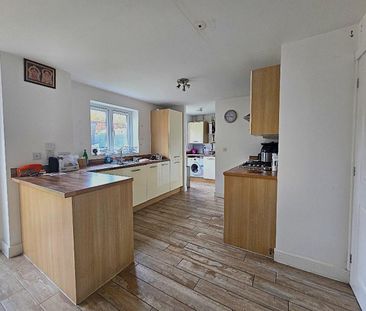 4 Bed Detached house For Rent - Photo 6