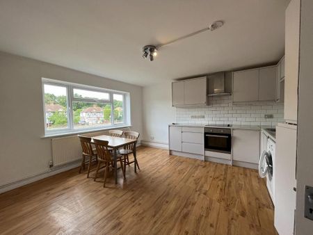 3 bedroom apartment to rent - Photo 5