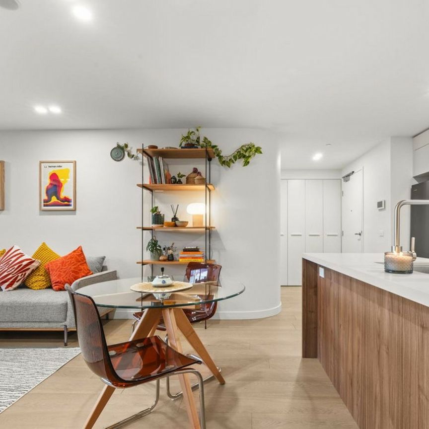 Urban Living on Northbourne Avenue - Photo 1