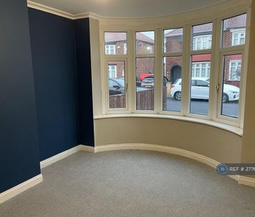 3 bedroom semi-detached house to rent - Photo 2