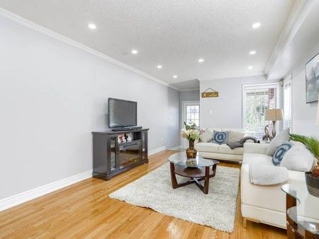 For Lease - 279 Fitzgerald Crescent Unit# Upper Level, Milton, Ontario - Photo 4