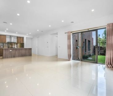 1/17 Ingleside Crescent, Glen Waverley - Photo 5